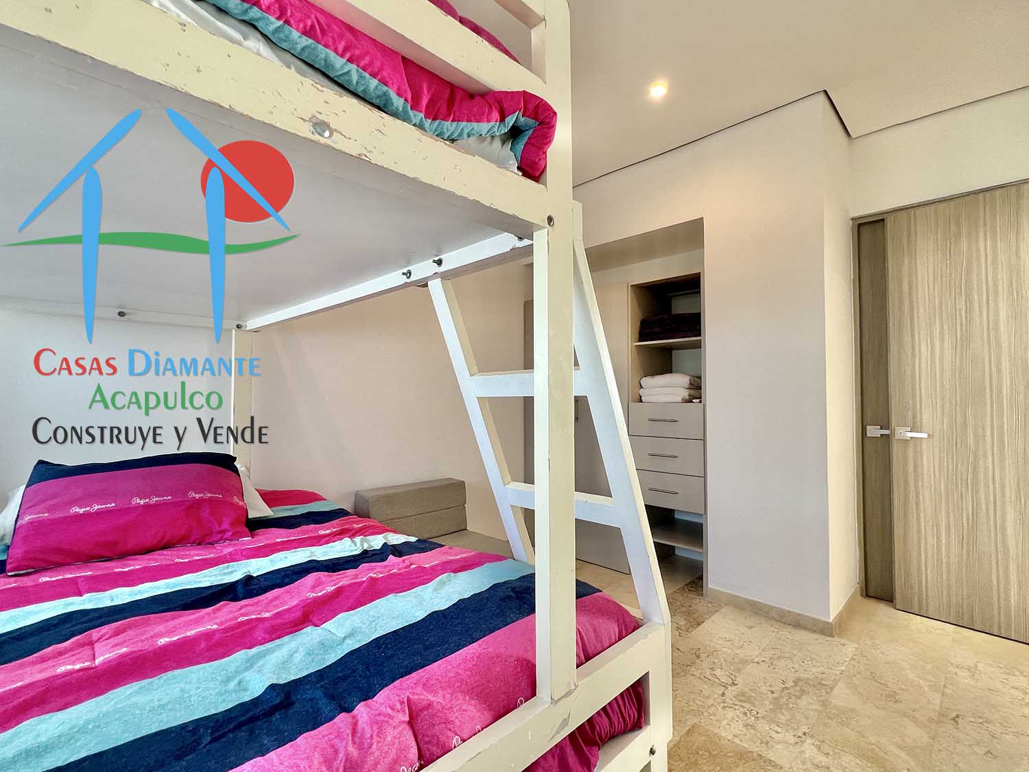 Armando's Le Club B 1405 - Recámara uno 4